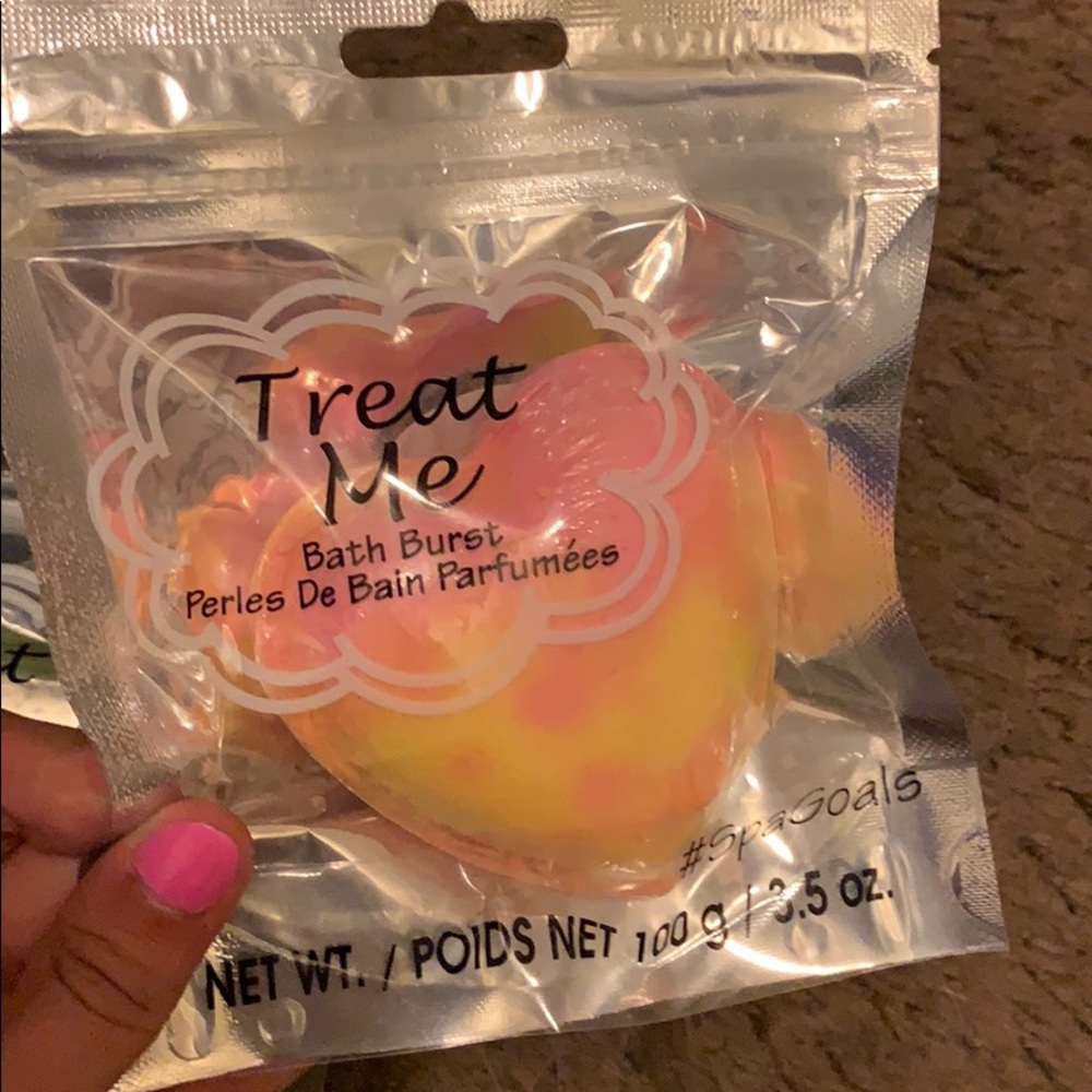 Bath bombs - Picture 3 of 3